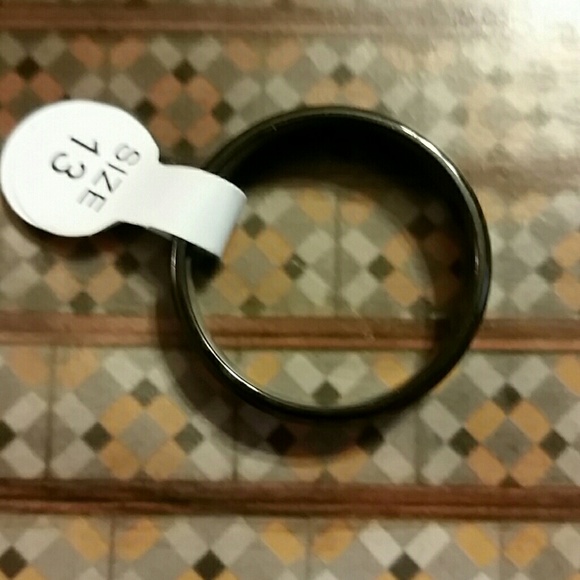 Mens black stainless steel ring-13 or 14 - Picture 5 of 6